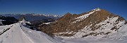 47 Salendo su cimetta panoramica sulla Valle di Albaredo 